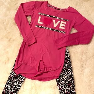 Pink and leopard print Love outfit